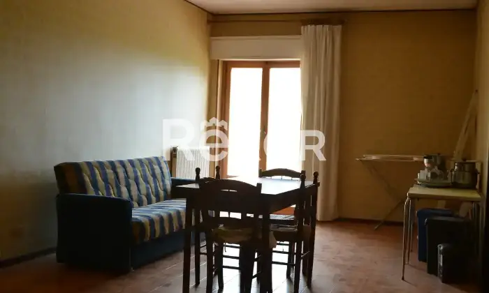 Rexer-Grotte-di-Castro-Ampio-appartamento-con-garage-quadruplo-nel-cuore-di-Grotte-di-Castro-Altro