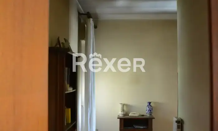 Rexer-Grotte-di-Castro-Ampio-appartamento-con-garage-quadruplo-nel-cuore-di-Grotte-di-Castro-Altro