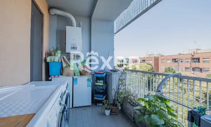 Rexer-Roma-Trilocale-con-posto-auto-e-cantina-Altro