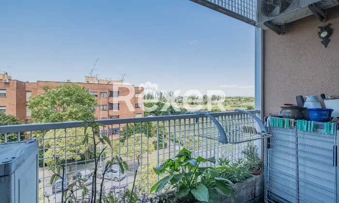Rexer-Roma-Trilocale-con-posto-auto-e-cantina-Altro