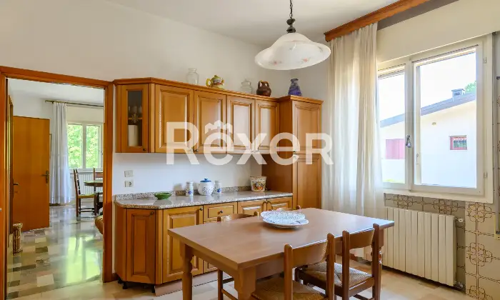 Rexer-Mirano-casa-singola-con-giardino-privato-Altro