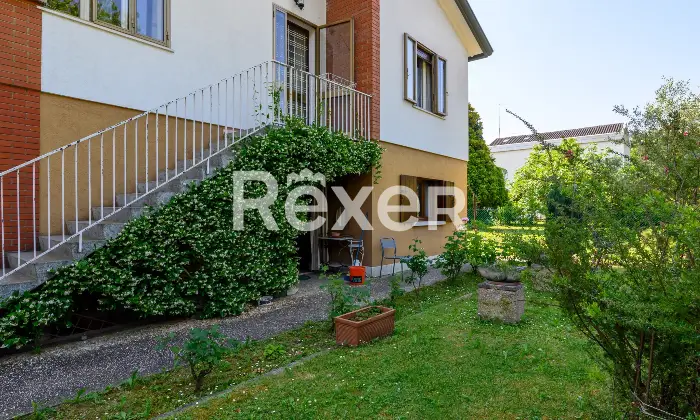 Rexer-Mirano-casa-singola-con-giardino-privato-Altro