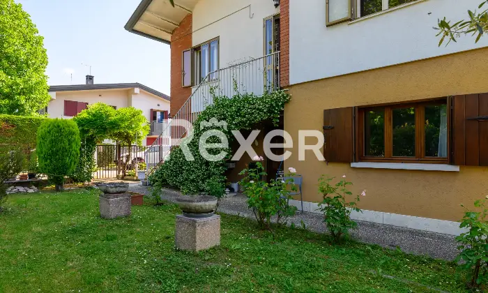 Rexer-Mirano-casa-singola-con-giardino-privato-Altro