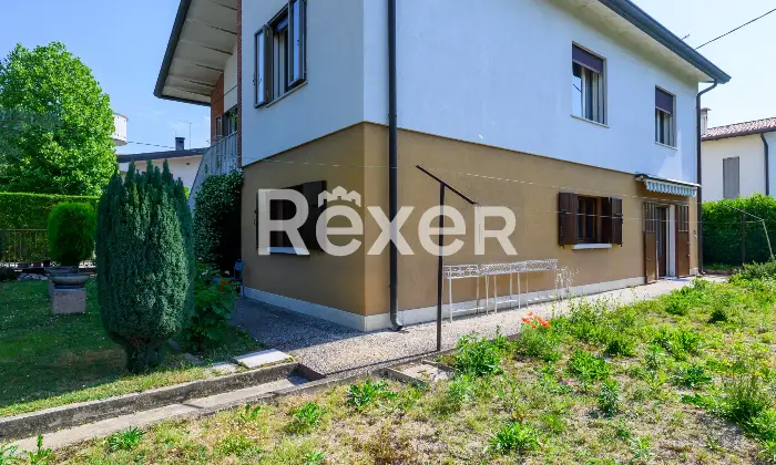 Rexer-Mirano-casa-singola-con-giardino-privato-Altro