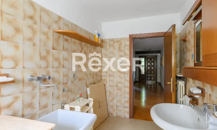 Rexer-Mirano-casa-singola-con-giardino-privato-Altro