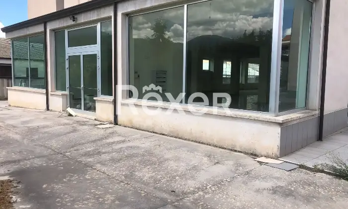 Rexer-Lioni-Locale-commerciale-in-vendita-in-Via-Moliniello-a-Lioni-Altro