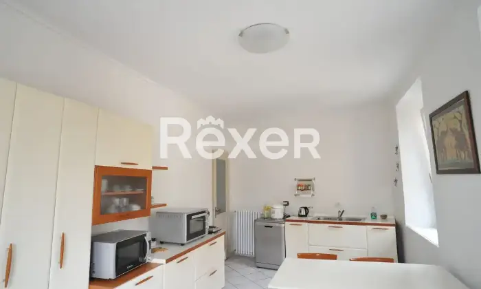 Rexer-Rocca-Canavese-Casa-indipendente-in-vendita-in-Piazza-Dottor-Domenico-Osella-a-Rocca-Canavese-Altro