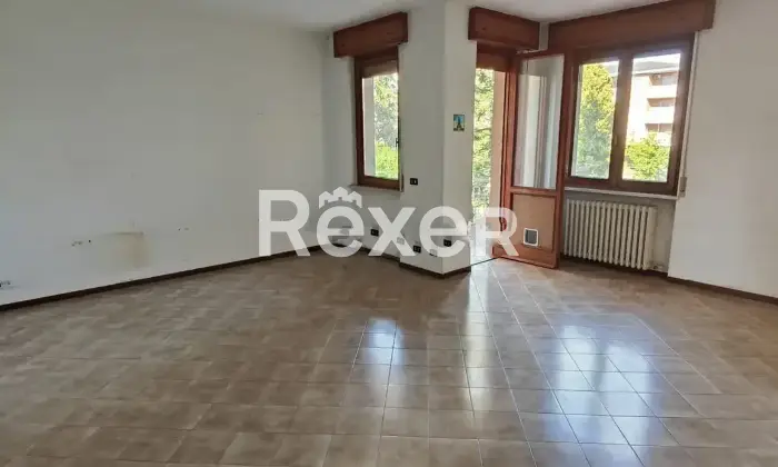 Rexer-Novara-Trilocale-in-vendita-in-Via-Lorenzo-Bernini-a-Novara-Altro