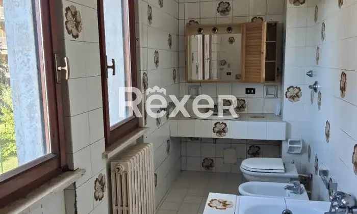 Rexer-Novara-Trilocale-in-vendita-in-Via-Lorenzo-Bernini-a-Novara-Altro