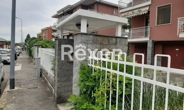 Rexer-Novara-Trilocale-in-vendita-in-Via-Lorenzo-Bernini-a-Novara-Altro