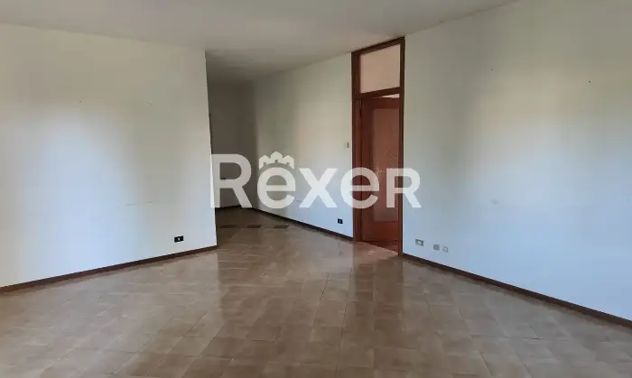 Rexer-Novara-Trilocale-in-vendita-in-Via-Lorenzo-Bernini-a-Novara-Altro