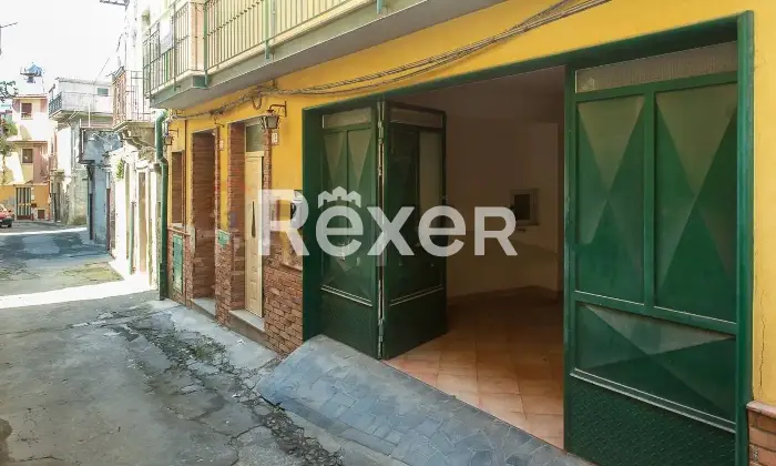 Rexer-Bronte-Casa-indipendente-ristrutturata-in-vendita-a-Bronte-Altro