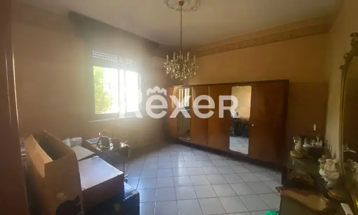 Rexer-Vigevano-VILLA-INDIPENDENTE-SU-QUATTRO-LATI-CON-GIARDINO-E-BOX-Altro