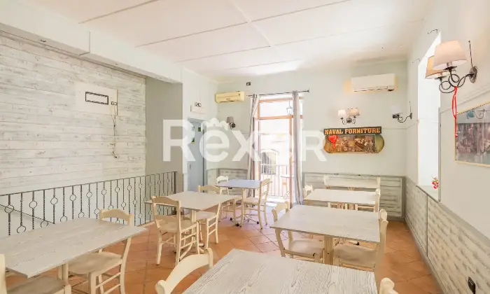 Rexer-Pozzuoli-Terracielo-indipendente-con-terrazzo-nel-cuore-del-Porto-di-Pozzuoli-Altro