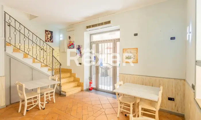 Rexer-Pozzuoli-Terracielo-indipendente-con-terrazzo-nel-cuore-del-Porto-di-Pozzuoli-Altro