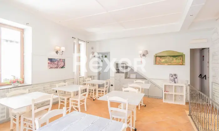Rexer-Pozzuoli-Terracielo-indipendente-con-terrazzo-nel-cuore-del-Porto-di-Pozzuoli-Altro