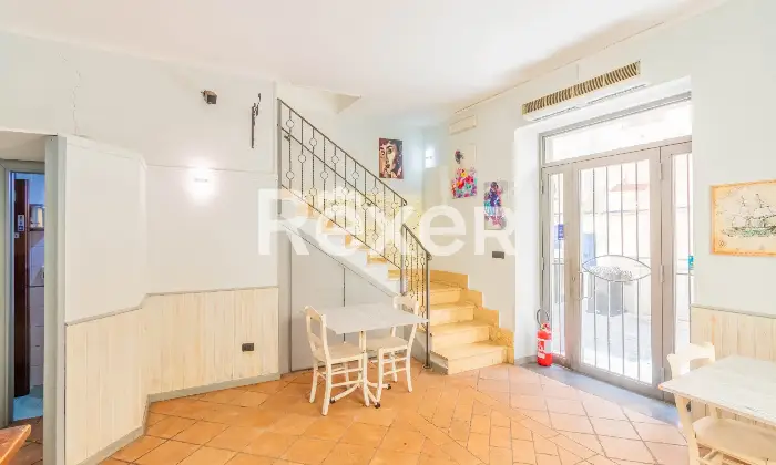 Rexer-Pozzuoli-Terracielo-indipendente-con-terrazzo-nel-cuore-del-Porto-di-Pozzuoli-Altro