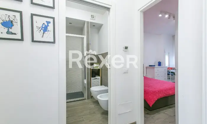 Rexer-Roma-Appartamento-ristrutturato-con-terrazzo-e-posto-auto-Altro