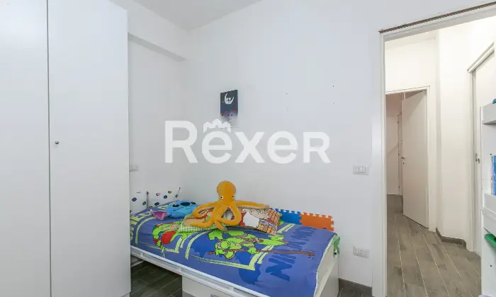 Rexer-Roma-Appartamento-ristrutturato-con-terrazzo-e-posto-auto-Altro