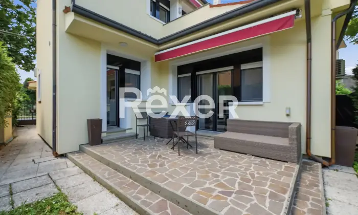 Rexer-Vicenza-Elegante-Villa-in-viale-Trento-Vicenza-Altro