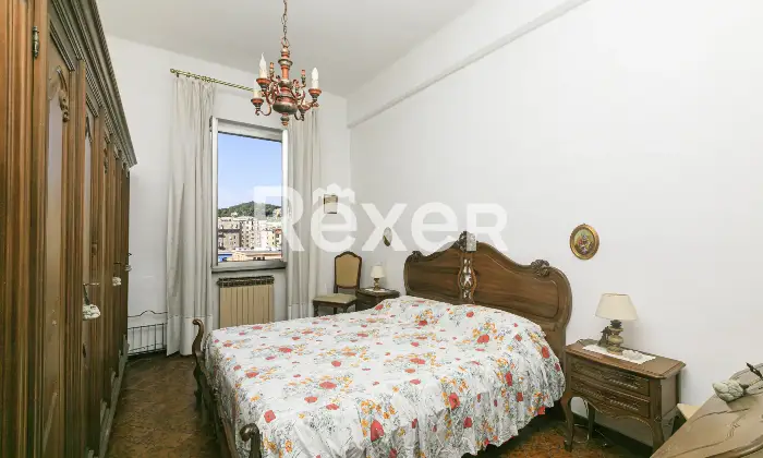 Rexer-Genova-Ampio-appartamento-con-ascensore-e-posto-auto-Altro