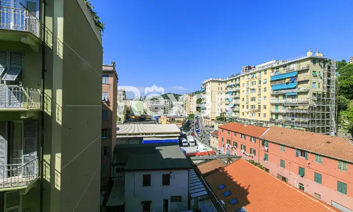 Rexer-Genova-Ampio-appartamento-con-ascensore-e-posto-auto-Altro
