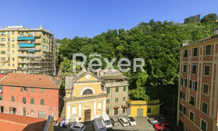 Rexer-Genova-Ampio-appartamento-con-ascensore-e-posto-auto-Altro