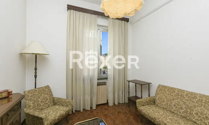 Rexer-Genova-Ampio-appartamento-con-ascensore-e-posto-auto-Altro