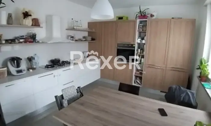 Rexer-Voghera-Appartamento-su-due-piani-in-vendita-in-Via-Antonio-Canova-a-Voghera-Altro
