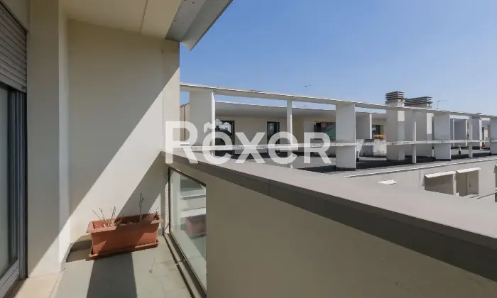 Rexer-Bergamo-Ampio-quadrilocale-con-box-e-tre-balconi-Altro
