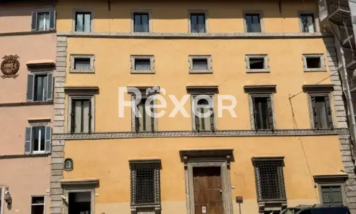 Rexer-Roma-Ex-filiale-bancaria-in-posizione-strategica-Altro