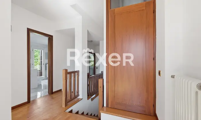 Rexer-Monticello-Conte-Otto-ELEGANTE-VILLA-SINGOLA-Corridoio