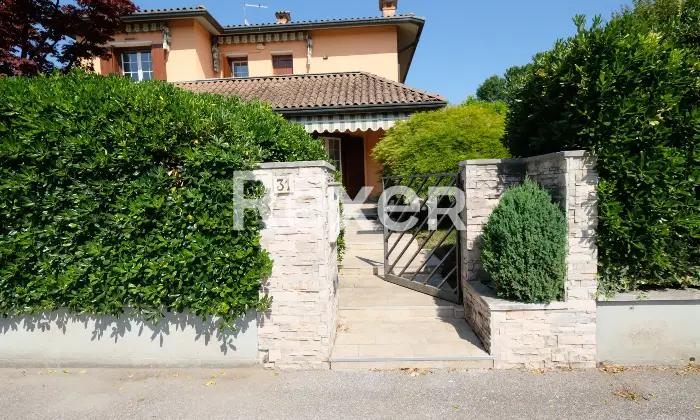 Rexer-Monticello-Conte-Otto-ELEGANTE-VILLA-SINGOLA-Ingresso