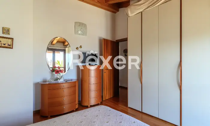 Rexer-Foss-Appartamento-duplex-con-due-terrazzi-e-garage-Altro