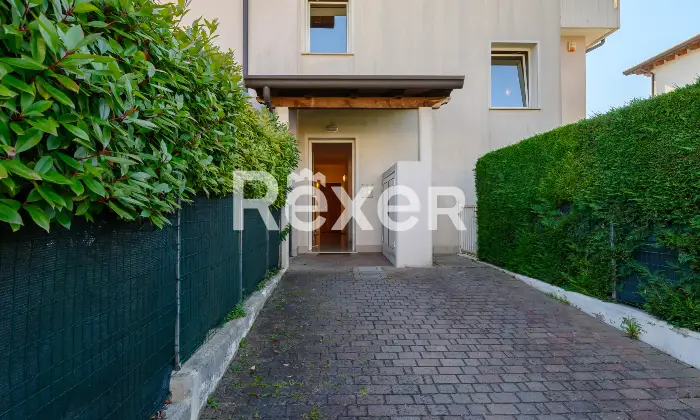 Rexer-Foss-Appartamento-duplex-con-due-terrazzi-e-garage-Altro