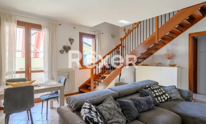 Rexer-Foss-Appartamento-duplex-con-due-terrazzi-e-garage-Altro