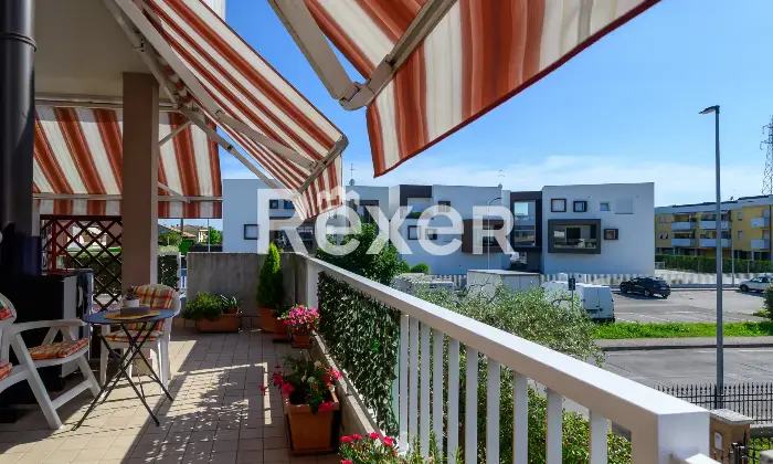 Rexer-Foss-Appartamento-duplex-con-due-terrazzi-e-garage-Altro