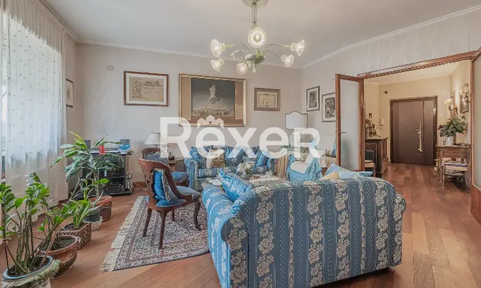 Rexer-Roma-Appartamento-trilocale-ultimo-piano-Altro
