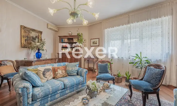 Rexer-Roma-Appartamento-trilocale-ultimo-piano-Altro