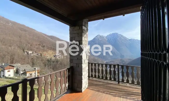 Rexer-Rossa-Villa-stile-alpino-in-vendita-a-Rossa-Valsesia-Monte-Rosa-Altro