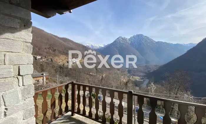 Rexer-Rossa-Villa-stile-alpino-in-vendita-a-Rossa-Valsesia-Monte-Rosa-Altro