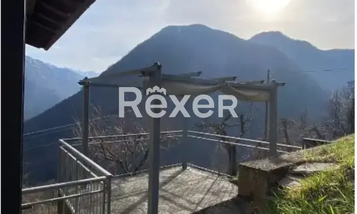 Rexer-Rossa-Villa-stile-alpino-in-vendita-a-Rossa-Valsesia-Monte-Rosa-Altro