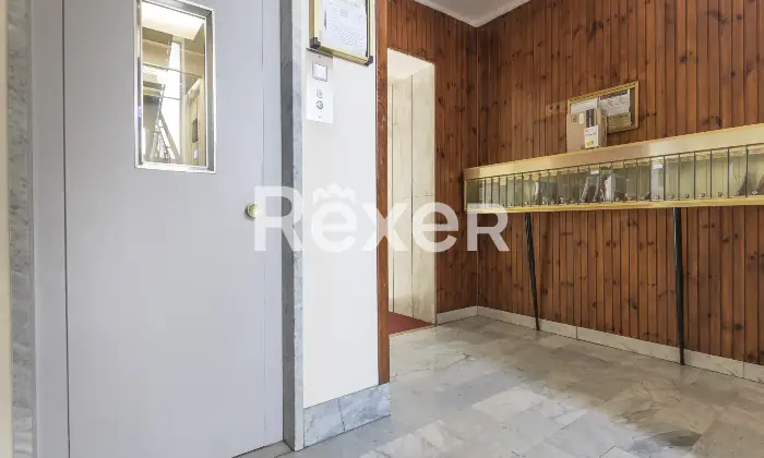 Rexer-Torino-Appartamento-con-terrazzino-Altro