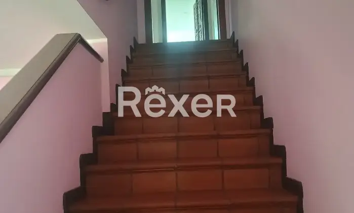 Rexer-Castellanza-Villa-bifamiliare-con-giardino-e-garage-doppio-Altro