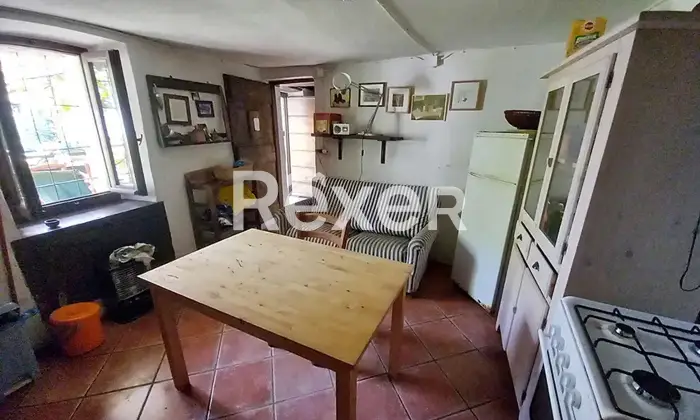 Rexer-Cossogno-Casa-di-paese-in-vendita-in-Via-Pozzolo-Cicogna-Cossogno-Cucina