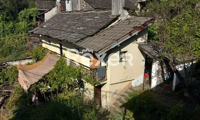 Rexer-Cossogno-Casa-di-paese-in-vendita-in-Via-Pozzolo-Cicogna-Cossogno-Facciata