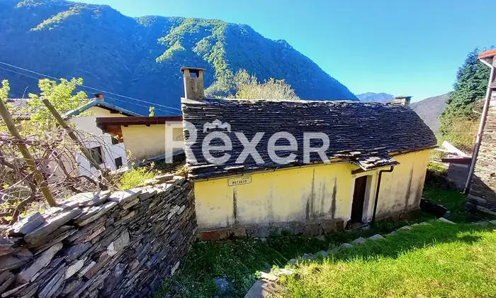 Rexer-Cossogno-Casa-di-paese-in-vendita-in-Via-Pozzolo-Cicogna-Cossogno-Altro
