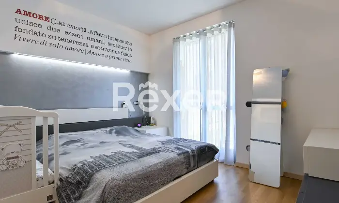 Rexer-osio-sotto-In-Classe-B-Moderno-trilocale-al-piano-terra-con-camino-Altro