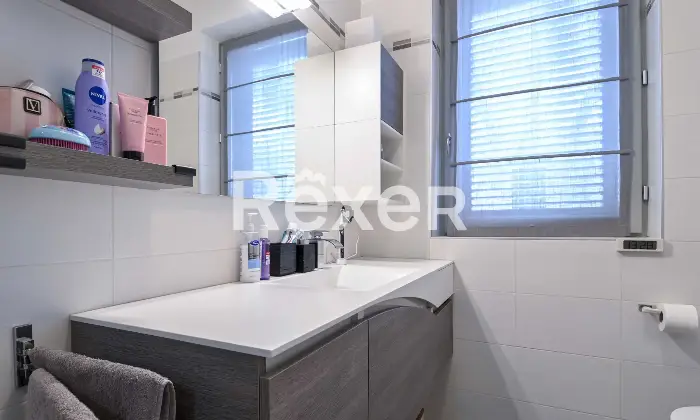 Rexer-osio-sotto-In-Classe-B-Moderno-trilocale-al-piano-terra-con-camino-Altro