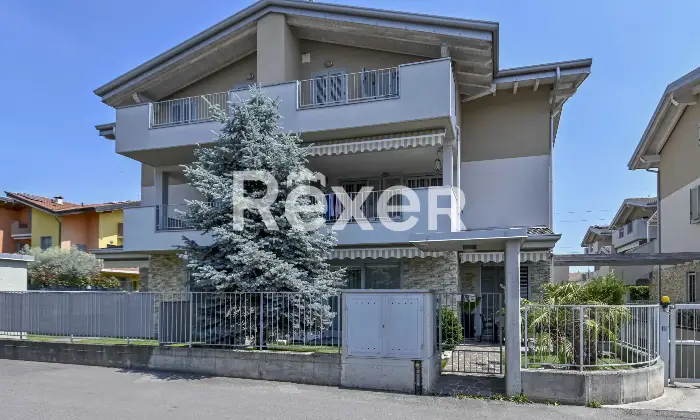 Rexer-osio-sotto-In-Classe-B-Moderno-trilocale-al-piano-terra-con-camino-Altro